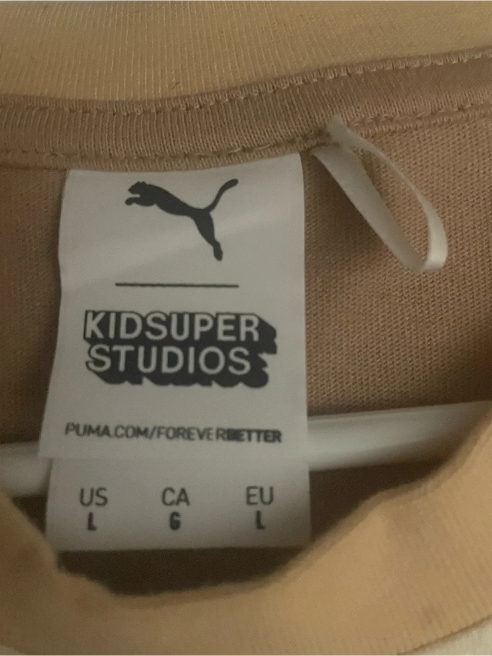 Puma KIDSUPER STUDIOS-short sleeve-‘SUPER-PUMA’ L fits XL Cream,Yellow,Purple